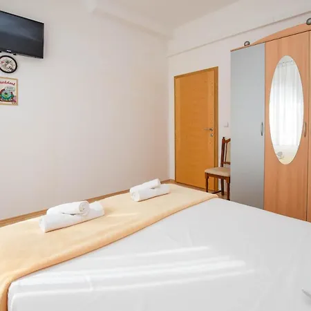 House Vila Rosales Ferienhaus Ugljan