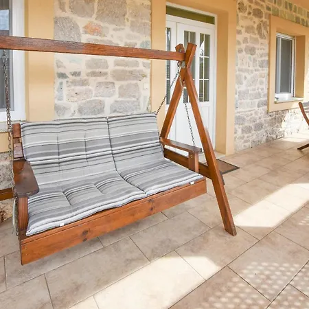 House Vila Rosales Ferienhaus Ugljan